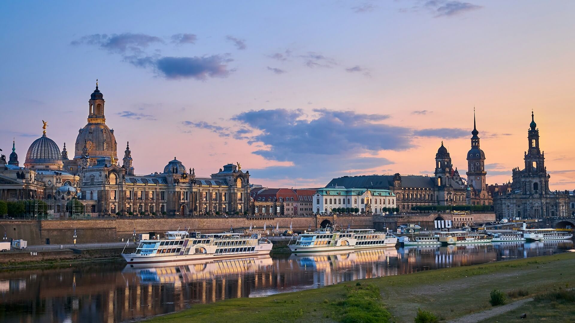 dresden city view over the river